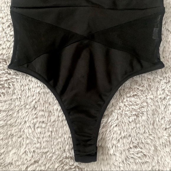 {NWT} NASTY GAL Midnight City Plunging Bodysuit - Picture 9 of 11